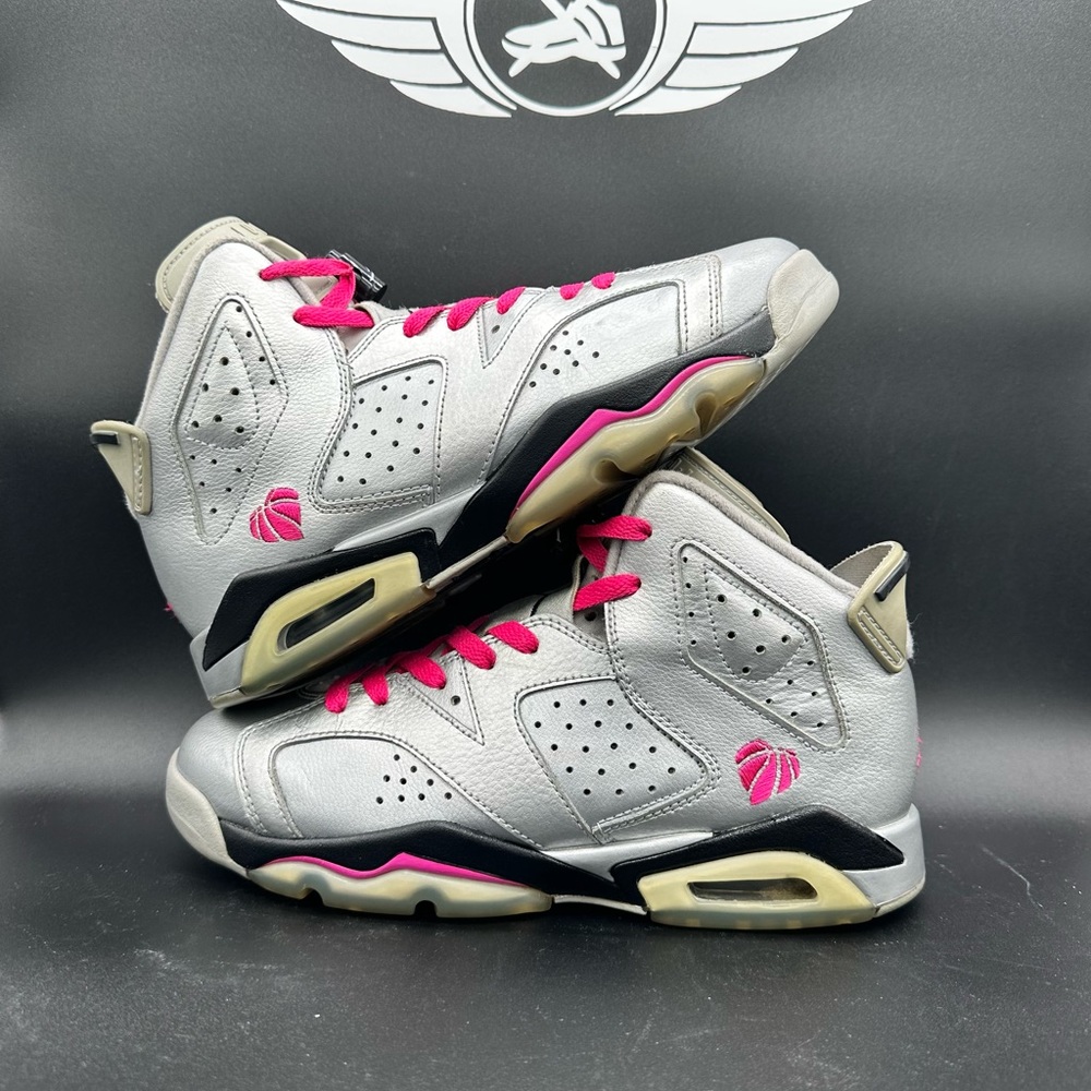Jordan 6 Retro “Valentine’s Day” women’s size 8/6.5Y